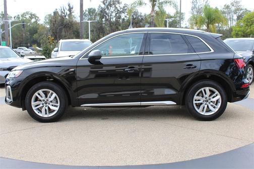 2024 Audi Q5 45 S line Premium