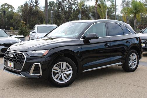 2024 Audi Q5 45 S line Premium