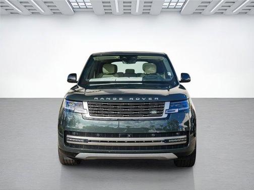 2025 Land Rover Range Rover P530 SE