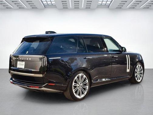 2024 Land Rover Range Rover Autobiography