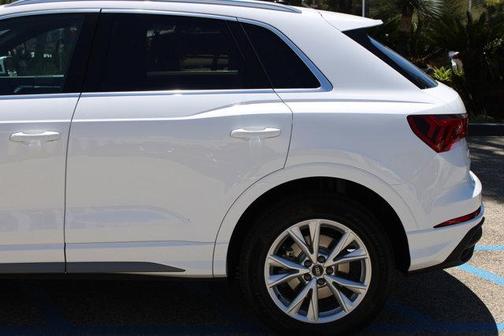 2025 Audi Q3 45 S line Premium