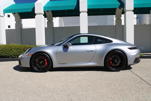 GT Silver Metallic 2026 Porsche 911 Carrera GTS