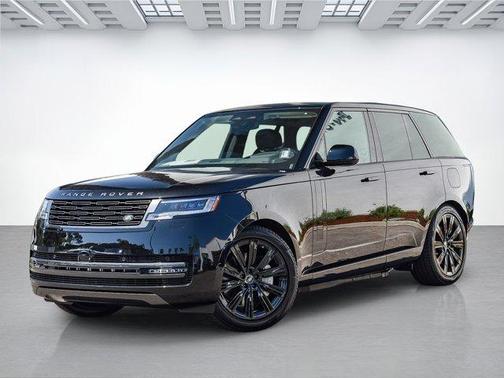 2025 Land Rover Range Rover P550e SE