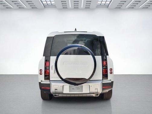 2025 Land Rover Defender P300 S