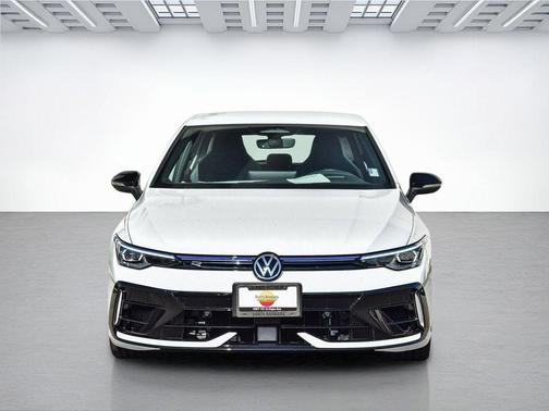2026 Volkswagen Golf R 2.0T