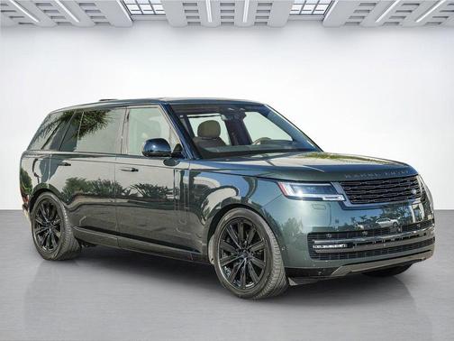 Belgravia Green 2023 Land Rover Range Rover P530 SE