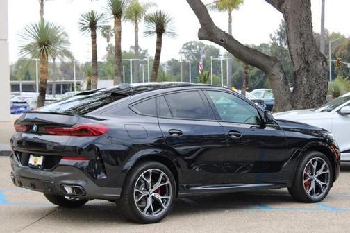 2026 BMW X6 xDrive40i