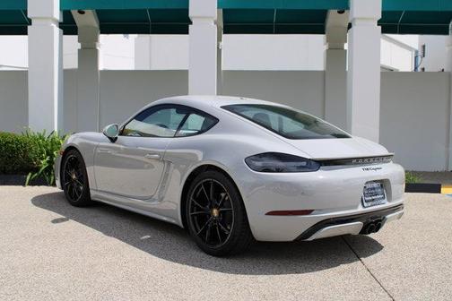 2025 Porsche 718 Cayman Style Edition