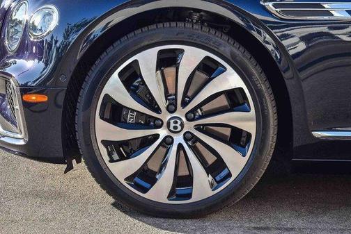 2026 Bentley Flying Spur 