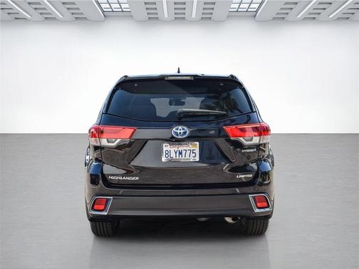 2019 Toyota Highlander Hybrid Limited Platinum
