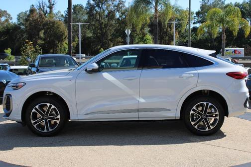 White Metallic 2026 Audi Q5 Sportback PLUS