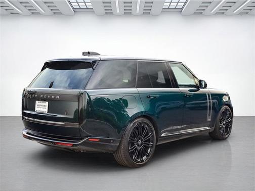 2025 Land Rover Range Rover Autobiography