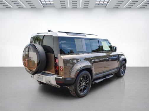 2025 Land Rover Defender P300