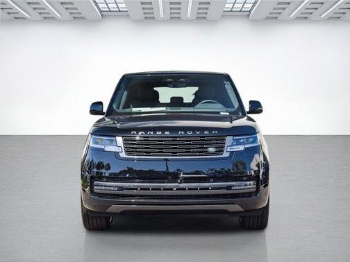 2025 Land Rover Range Rover P400 SE