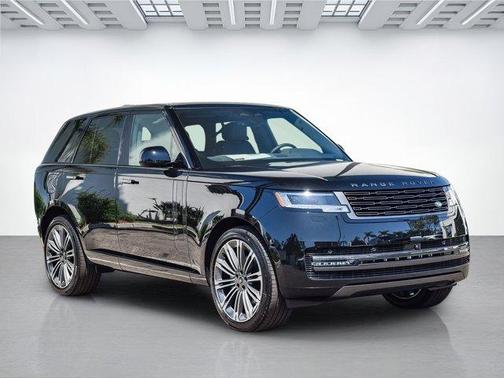2025 Land Rover Range Rover P400 SE