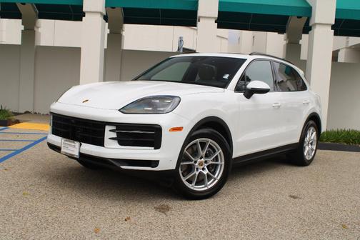 2026 Porsche Cayenne Base