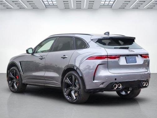 2025 Jaguar F-PACE SVR 575 Edition