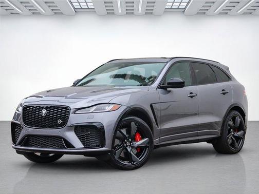 2025 Jaguar F-PACE SVR 575 Edition