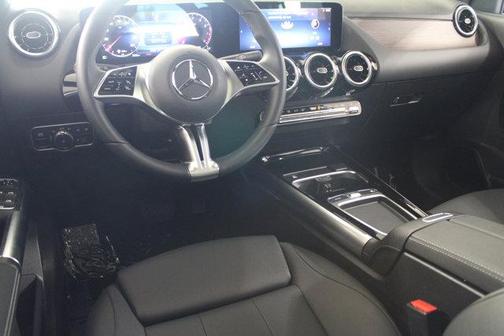 Polar White 2026 Mercedes-Benz GLA 250 Base