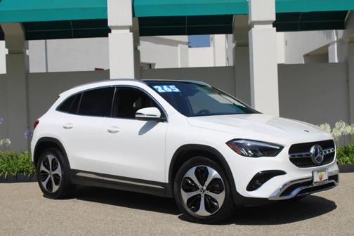 Polar White 2026 Mercedes-Benz GLA 250 Base