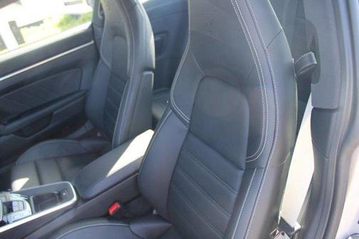 2024 Porsche 911 Carrera GTS