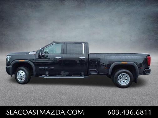 Onyx Black 2024 GMC Sierra 3500 Denali