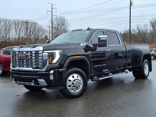 2024 GMC Sierra 3500 Denali