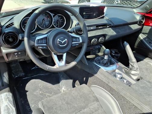 Soul Red Crystal Metallic 2026 Mazda MX-5 Miata Club