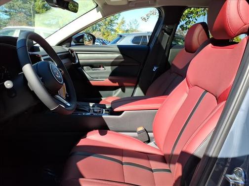 2026 Mazda CX-50 Premium Plus