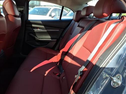 2025 Mazda Mazda3 2.5 S Carbon Edition