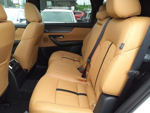 2025 Mazda CX-70 CX-70