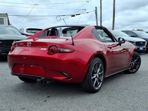 Soul Red Crystal Metallic 2019 Mazda MX-5 Miata RF Grand Touring