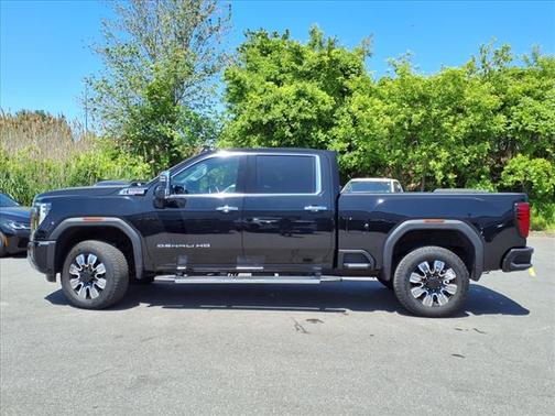 2024 GMC Sierra 2500 Denali