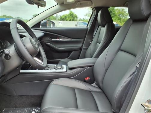 2025 Mazda CX-30 Select