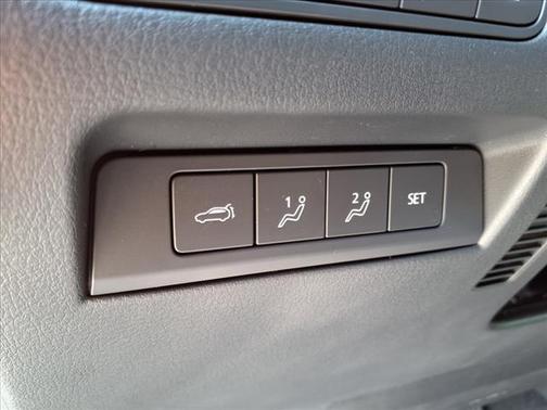 2025 Mazda CX-50 Hybrid Premium Package