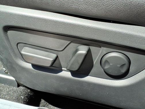 Ingot Blue Metallic 2026 Mazda CX-50 2.5 S PREFERRED