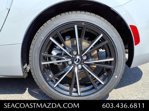 Metallic 2026 Mazda MX-5 Miata GRAND TOURING