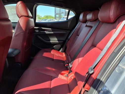 2025 Mazda Mazda3 2.5 S Carbon Edition