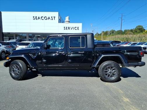 2024 Jeep Gladiator Sport
