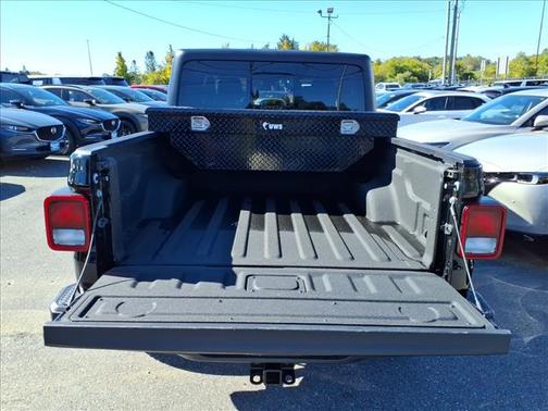 2024 Jeep Gladiator Sport