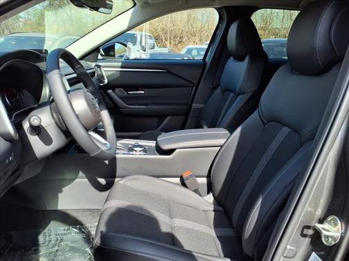 2025 Mazda CX-50 Hybrid Preferred Package