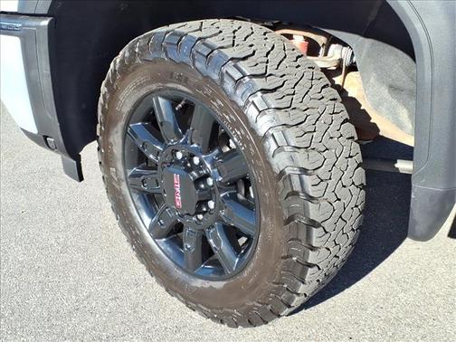 2025 GMC Sierra 2500 AT4