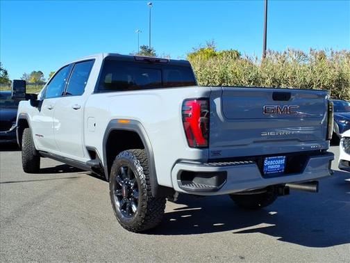 2025 GMC Sierra 2500 AT4