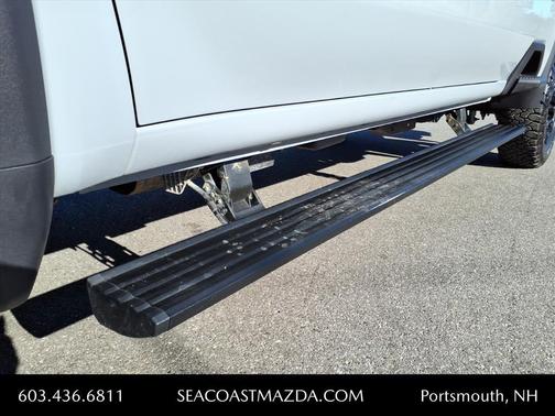 2025 GMC Sierra 2500 AT4