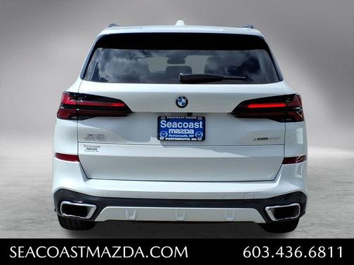 Mineral White Metallic 2026 BMW X5 xDrive40i