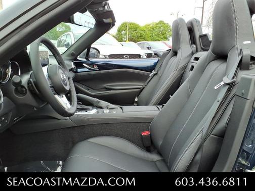 Deep Crystal Blue Mica 2026 Mazda MX-5 Miata GRAND TOURING