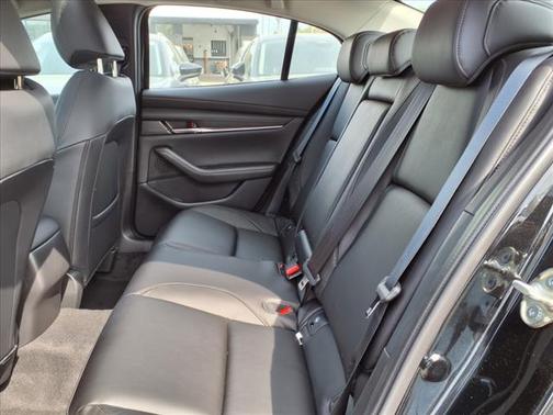2025 Mazda Mazda3 FWD w/Preferred Package