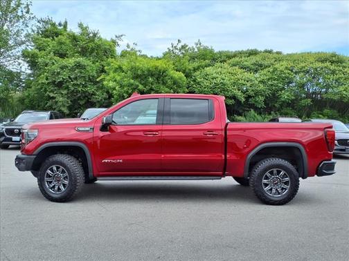 2025 GMC Sierra 1500 AT4X