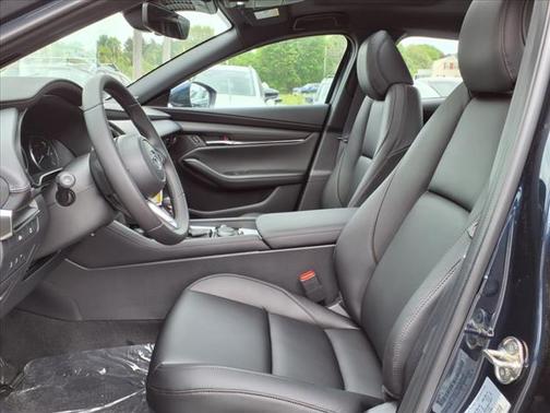 2025 Mazda Mazda3 FWD w/Preferred Package