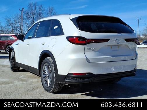 Rhodium White Premium 2026 Mazda CX-90 SE